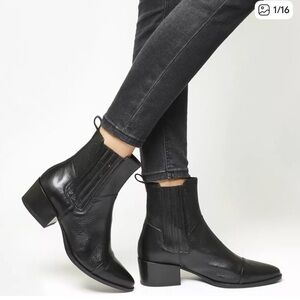 Vagabond Black Leather Chelsea Ankle Boots
